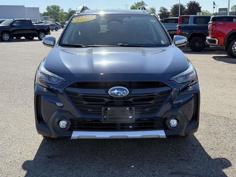 Used 2025 Subaru Outback Touring XT AWD/4WD image 3