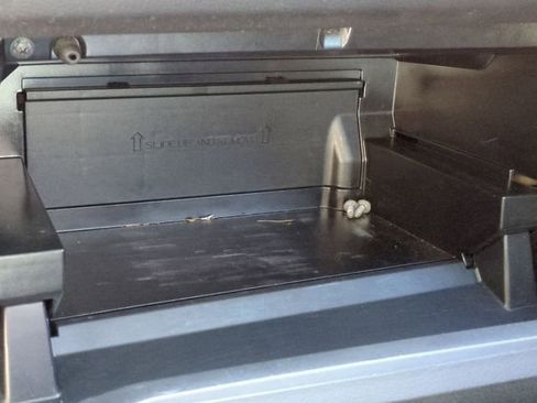 Used 2020 Toyota Tacoma SR w/ SR Convenience Package image 21