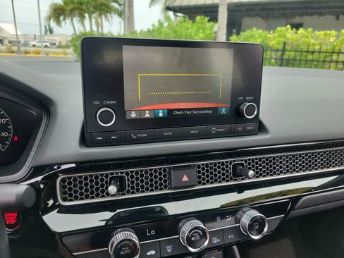 Used 2025 Honda Civic Sport image 24
