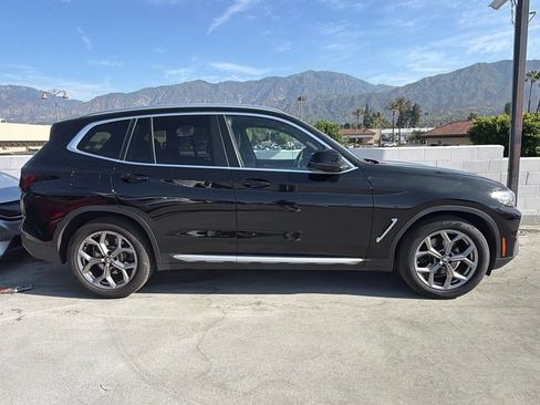 Used 2024 BMW X3 sDrive30i w/ Premium Package w/ZPA RWD image 3