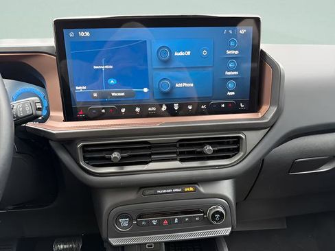 Certified 2025 Ford Bronco Sport Outer Banks w/ Outer Banks Tech Package+ AWD/4WD image 23