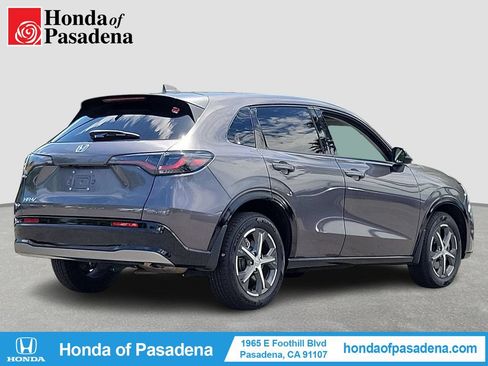 Used 2024 Honda HR-V EX-L image 2