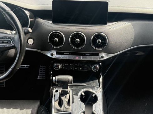 Used 2022 Kia Stinger GT-Line image 22