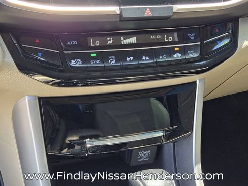 Used 2017 Honda Accord EX-L image 30