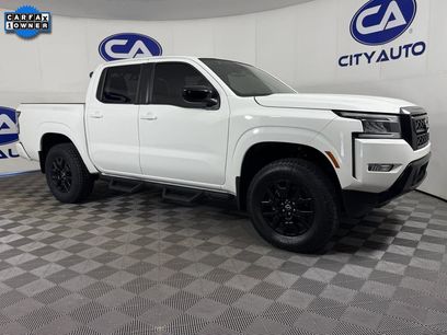 Used 2023 Nissan Frontier SV w/ Midnight Edition Package