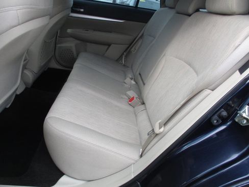 Used 2014 Subaru Outback 2.5i image 40