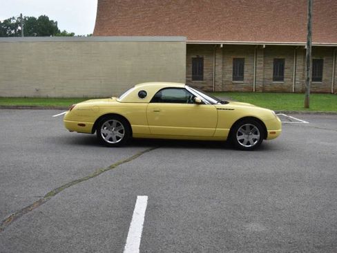 Used 2002 Ford Thunderbird RWD image 8