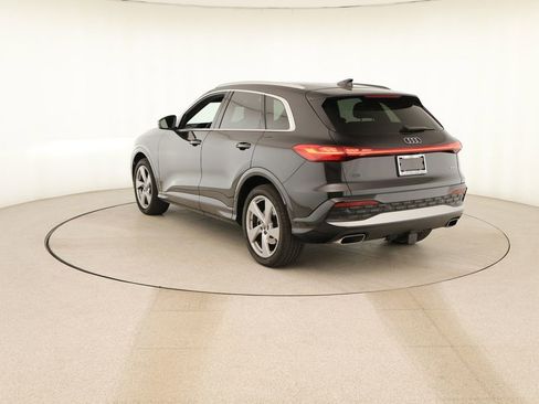Certified 2025 Audi Q5 Prestige image 4