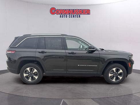 Used 2023 Jeep Grand Cherokee 4WD 4xe image 8