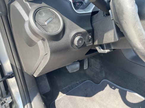 Used 2011 Chevrolet Camaro SS RWD image 12