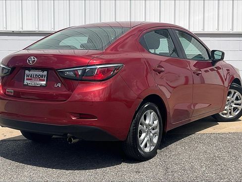 Used 2017 Toyota Yaris iA FWD image 17