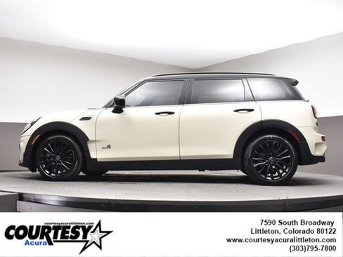 Used 2022 MINI Cooper Clubman S w/ Premium Package image 42