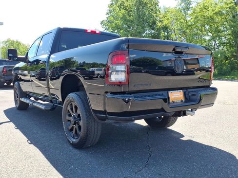 Used 2024 RAM 2500 Big Horn w/ Night Edition AWD/4WD image 20
