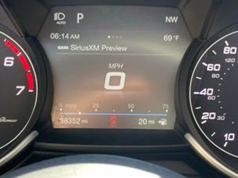 Used 2019 Alfa Romeo Giulia Ti AWD/4WD image 21