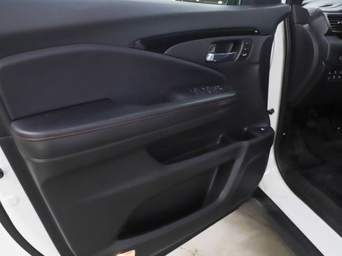 Used 2022 Honda Ridgeline Black Edition image 25