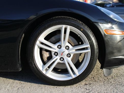 Used 2009 Chevrolet Corvette Convertible RWD image 40