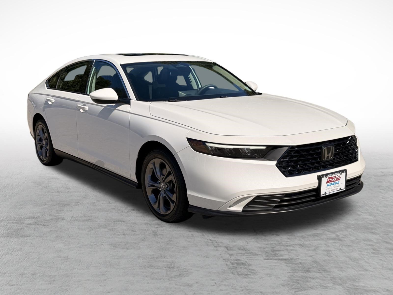 Certified 2024 Honda Accord EX image 3