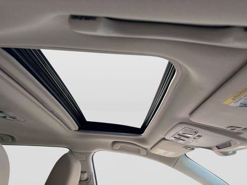 Used 2019 Subaru Outback 2.5i Limited w/ Popular Package #2 image 36