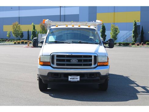 Used 2001 Ford F350 2WD SuperCab DRW Super Duty image 5