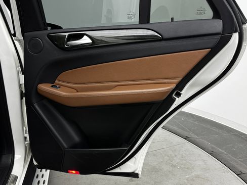 Used 2017 Mercedes-Benz GLE 43 AMG 4MATIC image 37