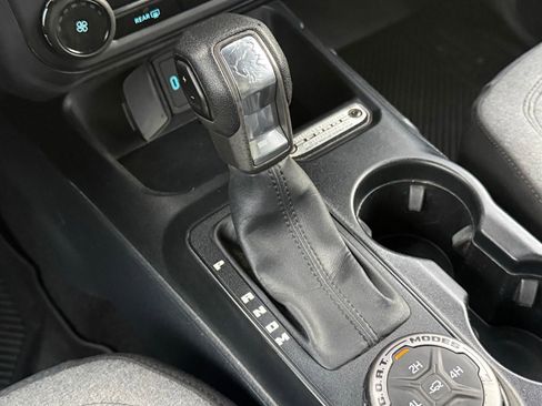 Used 2023 Ford Bronco 2-Door AWD/4WD image 26