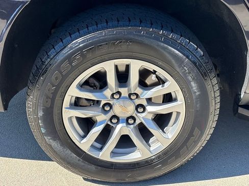 Used 2023 Chevrolet Tahoe LT image 32