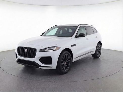 New 2026 Jaguar F-PACE R-Dynamic S image 29