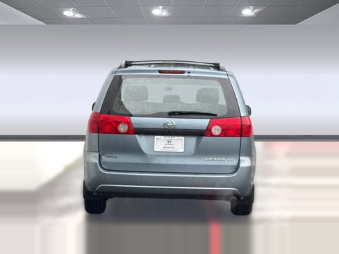Used 2006 Toyota Sienna CE image 9