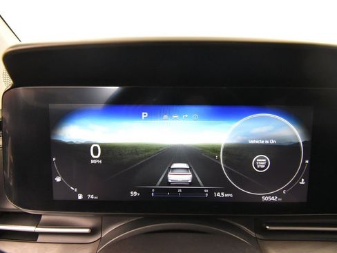 Certified 2023 Kia Carnival SX image 9