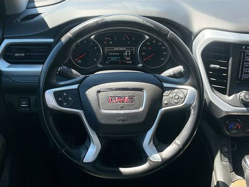 Used 2017 GMC Acadia SLE AWD/4WD image 11