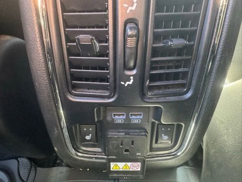 Used 2019 Jeep Grand Cherokee Limited w/ Luxury Group II image 15