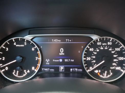 Used 2020 Nissan Altima 2.5 SR w/ Premium Package FWD image 34