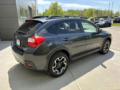 Used 2017 Subaru Crosstrek 2.0i Limited AWD/4WD image 5