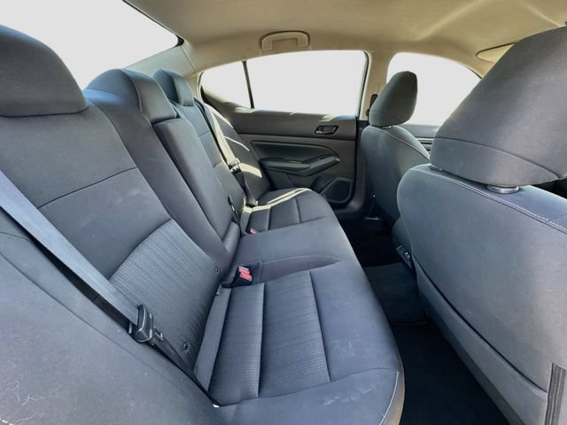 Used 2025 Nissan Altima 2.5 SV FWD image 24