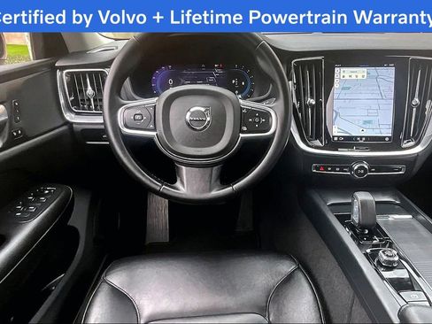 Used 2024 Volvo S60 B5 Core image 7