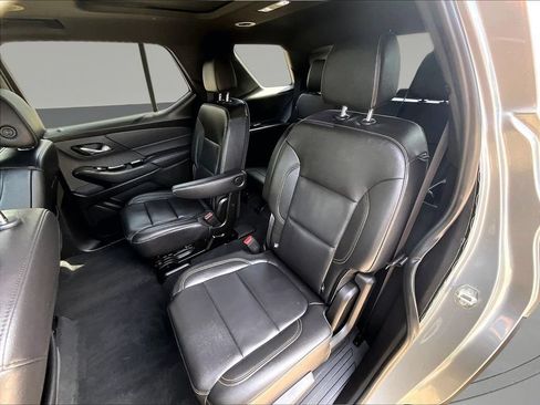 Used 2023 Chevrolet Traverse LT AWD/4WD image 26