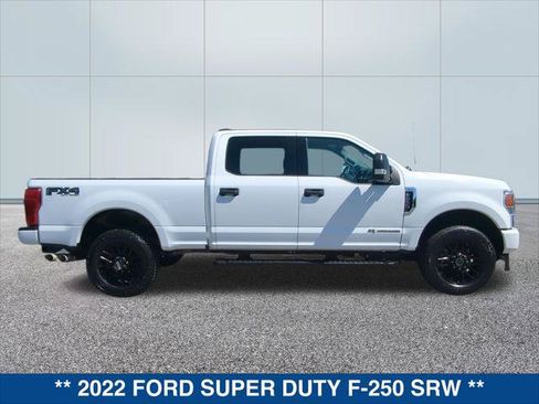 Used 2022 Ford F250 XLT w/ Black Appearance Package AWD/4WD image 6