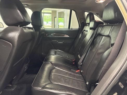Used 2014 Lincoln MKX AWD w/ Equipment Group 101A image 17