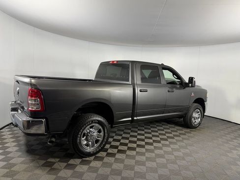 Used 2024 RAM 3500 Tradesman w/ Chrome Appearance Group AWD/4WD image 6