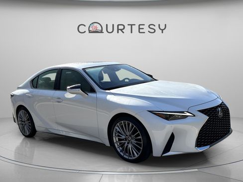 Used 2024 Lexus IS 300 w/ Premium Package image 8
