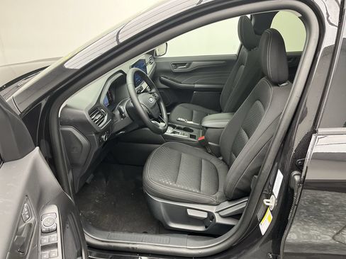 New 2026 Ford Escape Active w/ Tech Pack #1 AWD/4WD image 3
