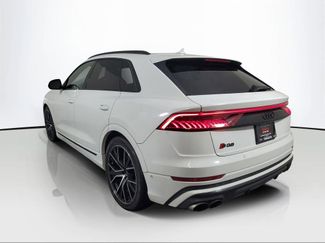 Used 2022 Audi SQ8 Premium Plus w/ Black Optic Package video 4