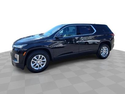 Used 2023 Chevrolet Traverse LS