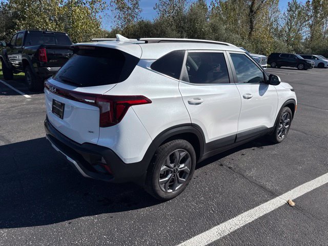 Certified 2024 Kia Seltos S AWD/4WD image 4