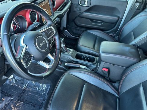 Used 2020 Jeep Gladiator Rubicon image 12