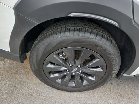 Used 2024 Subaru Outback Onyx Edition XT AWD/4WD image 3