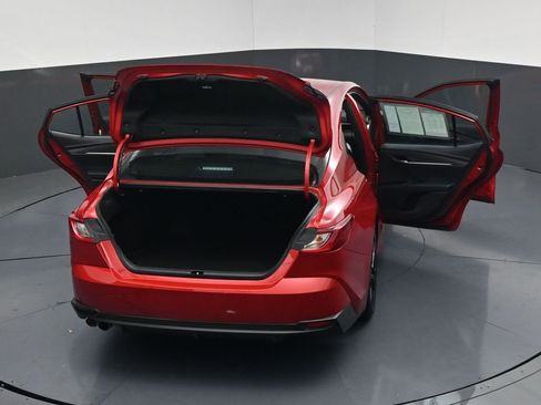 Used 2025 Toyota Camry SE FWD image 19