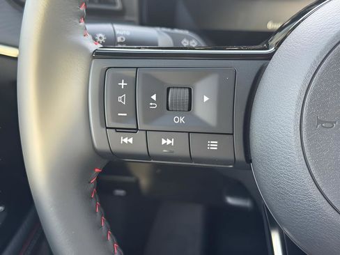New 2026 Nissan Kicks SR w/ Cold Weather Package AWD/4WD image 21
