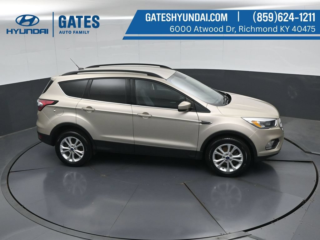 Used 2018 Ford Escape SE AWD/4WD image 45