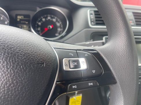 Used 2017 Volkswagen Jetta S FWD image 19